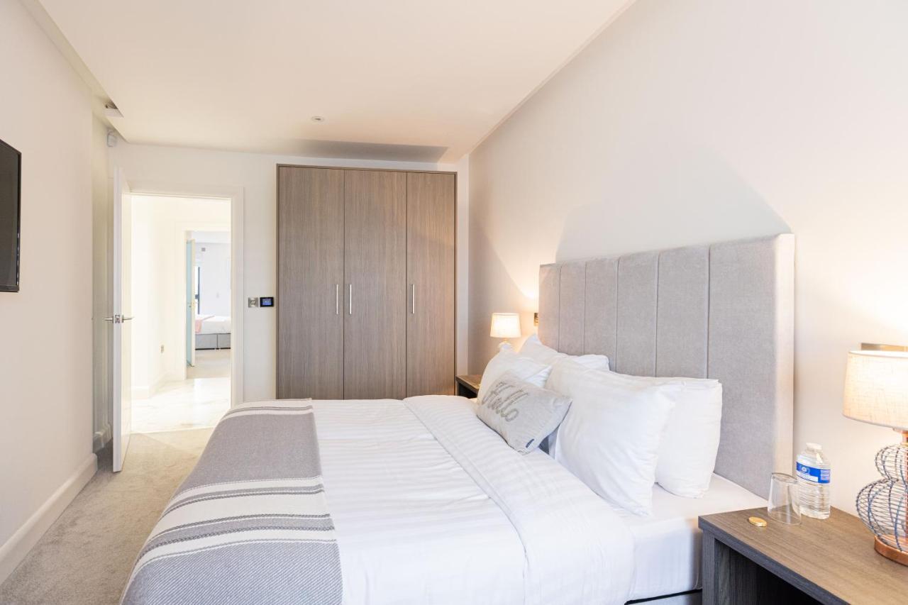 Curran Gate Luxury Serviced Apartments, ポートラッシュ エクステリア 写真