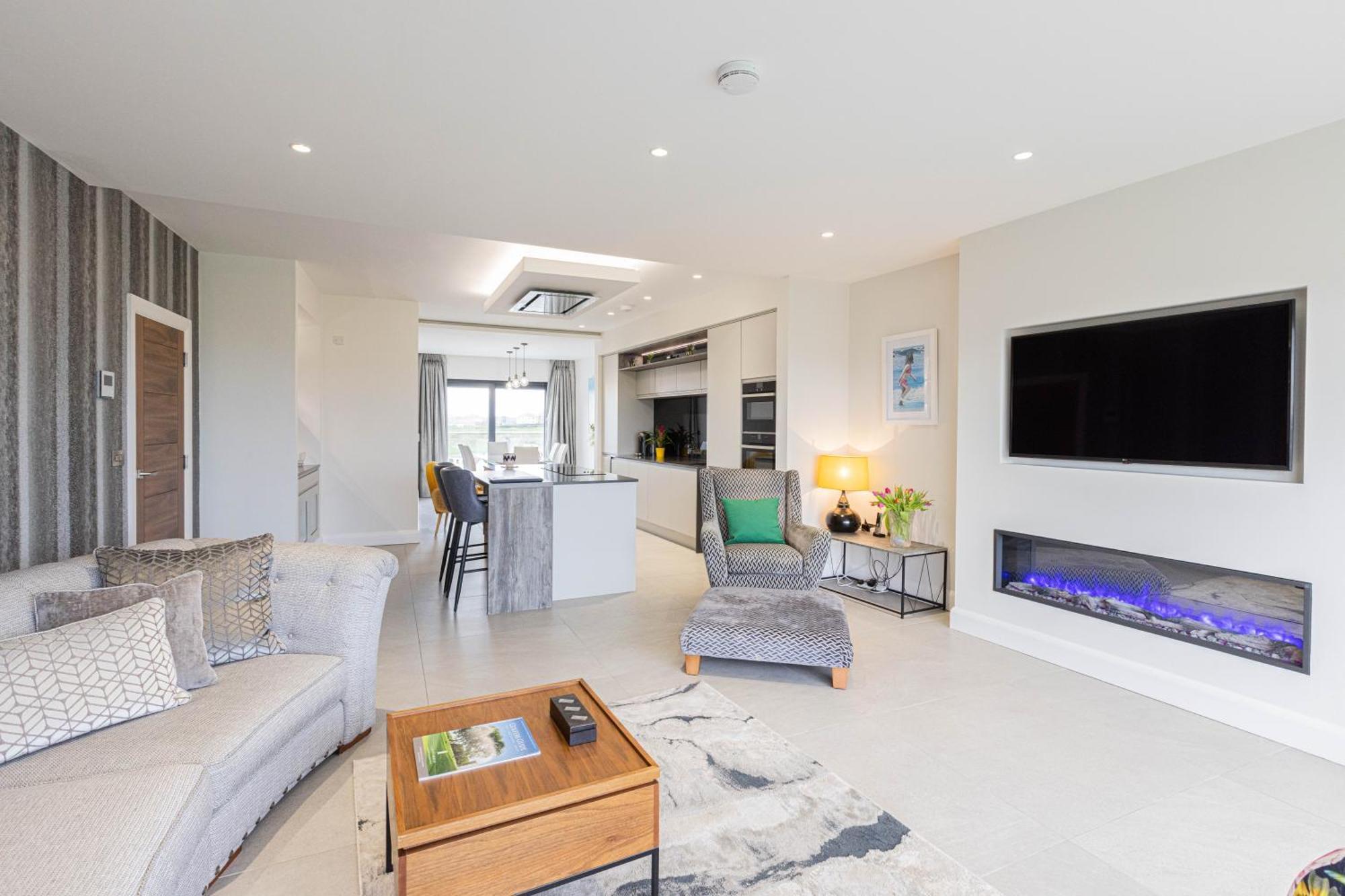 Curran Gate Luxury Serviced Apartments, ポートラッシュ エクステリア 写真