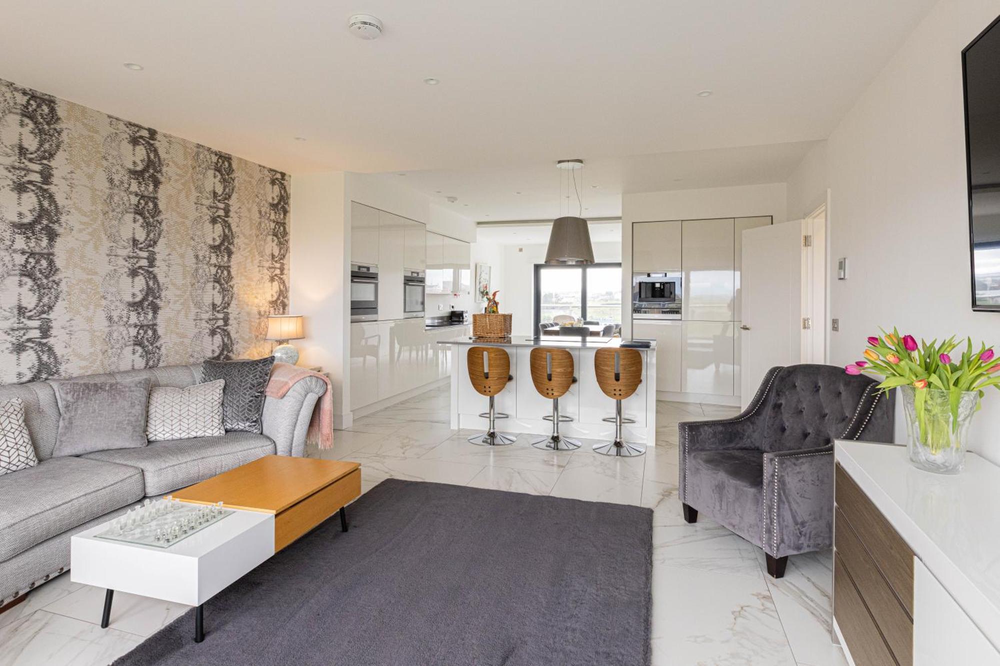 Curran Gate Luxury Serviced Apartments, ポートラッシュ エクステリア 写真